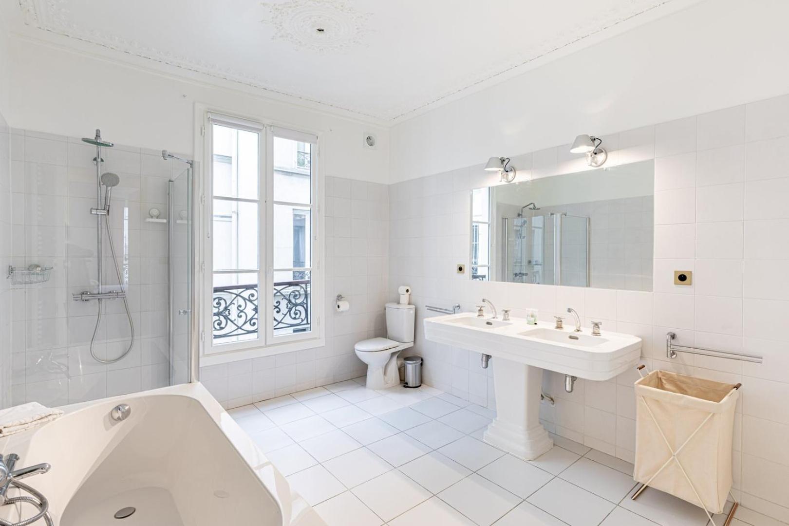 Guestready - Charming Retreat In The 11th Arr. Parigi